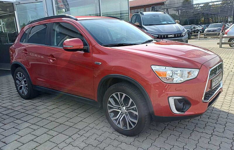 Mitsubishi ASX 4x4/Autom. /AHK/ PDC vo. + hi. /Kamera