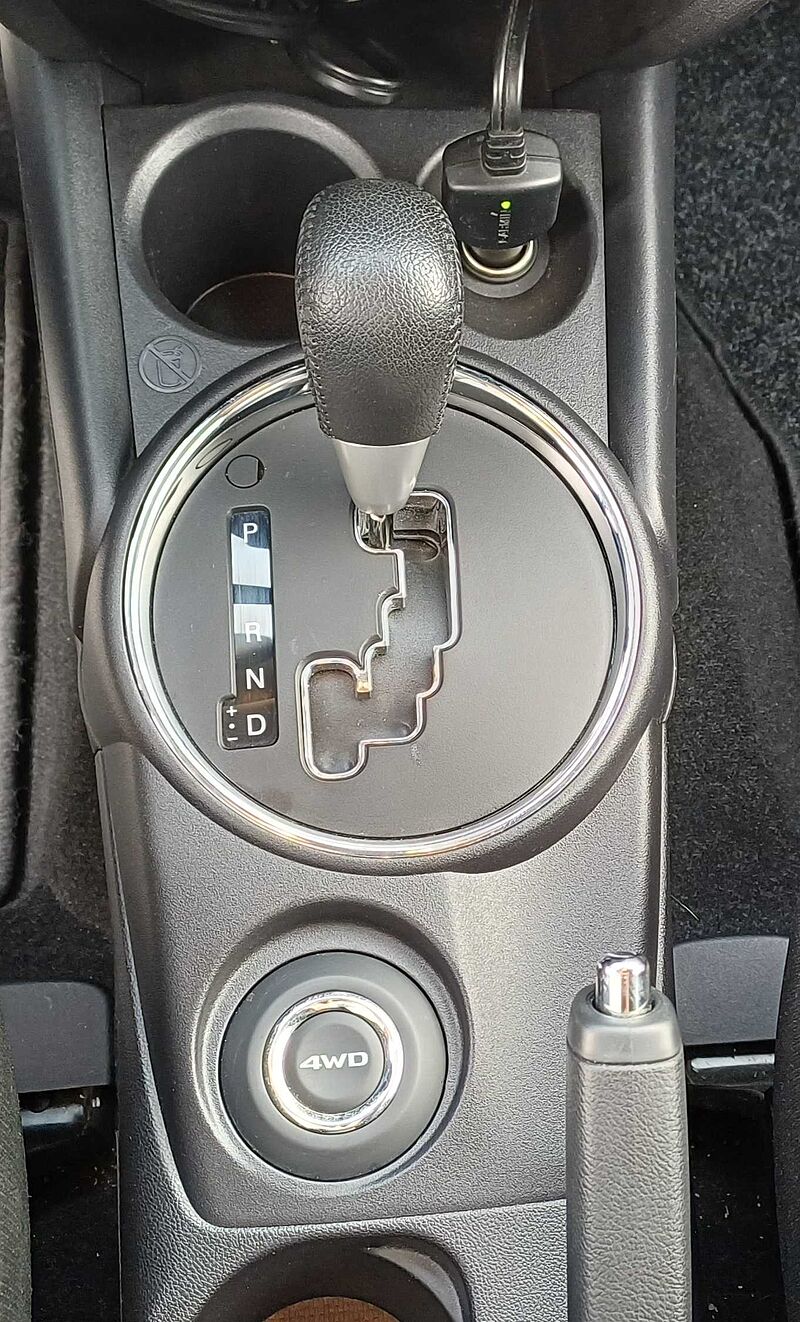 Mitsubishi ASX 4x4/Autom. /AHK/ PDC vo. + hi. /Kamera