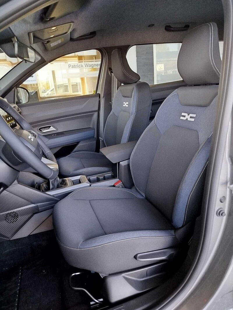 Dacia Bigster EXPRESSION TCe 140 AHK/Winter/Easypaket