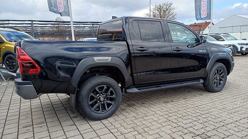 Toyota Hilux Invincible Double Cab 2.8 D-4D MildHybrid AUTOM. /AHK/NAVI/KAMERA