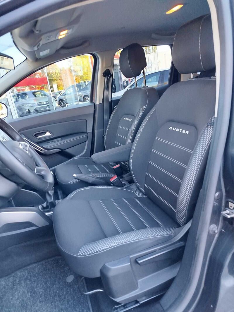 Dacia Duster Prestige TCe 150 2WD 360°KAM/NAVI/KLIMAAUT.